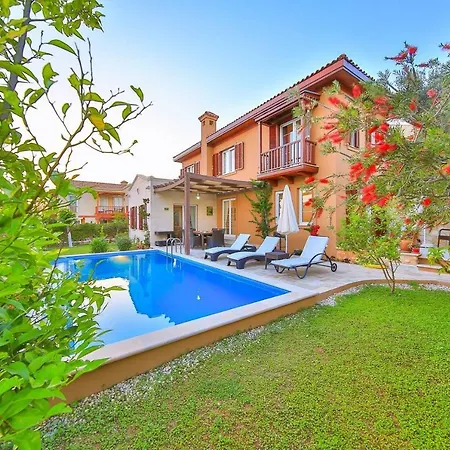 Lagun, Lavanta, Kalkan Villa